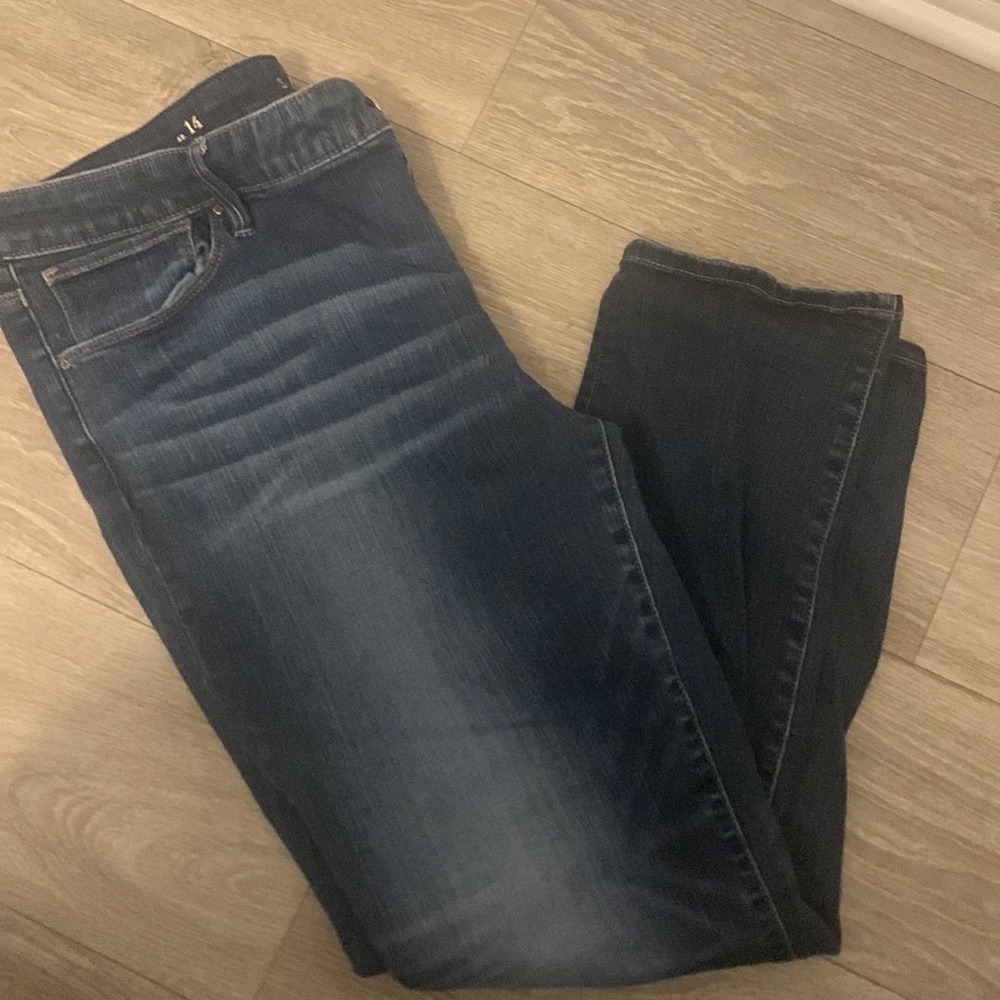 White Black The Slim Crop Size 14